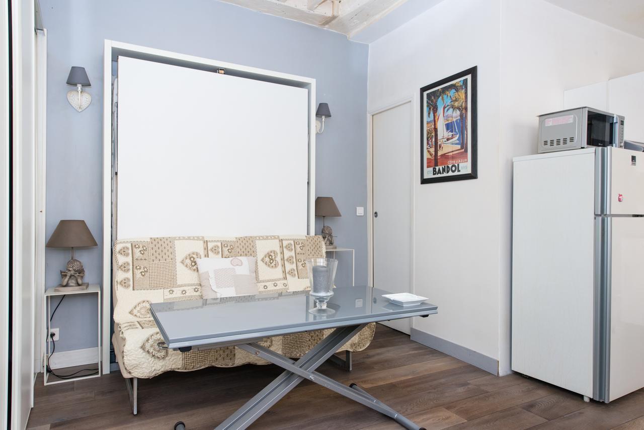 Modern Montorgueil Studio